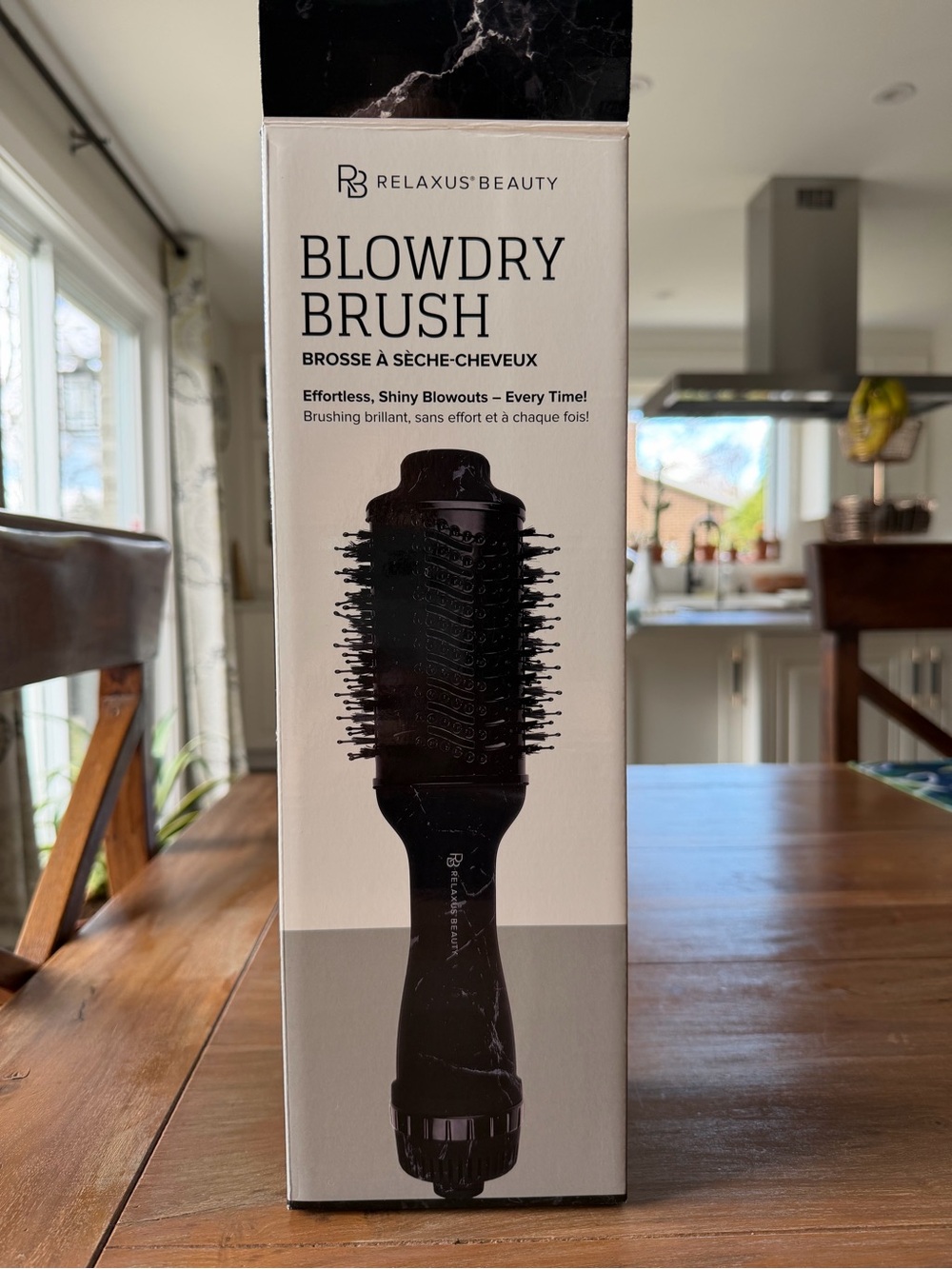 Black Blowdry Brush - Effortless Shiny Blowouts